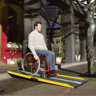 Stepless Lite Folding Ramp